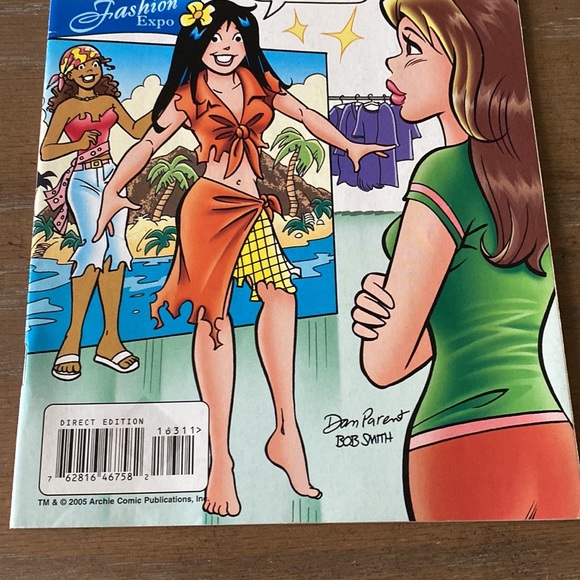 Original Veronica Archie Comic Book - Picture 5 of 8